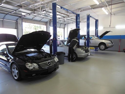 Common Mercedes-Benz Transmission Issues and Solutions